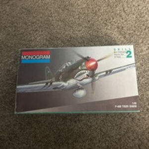 Monogram P-40B Tiger Shark 1:48 Scale Model Kit - Gray/Red